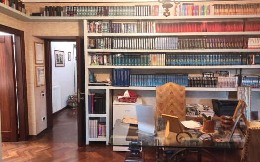 RIF. 975 PRESTIGIOSA VILLA IN PIETRA CON PARCO PRIVATO – SAN SEVERINO MARCHE-