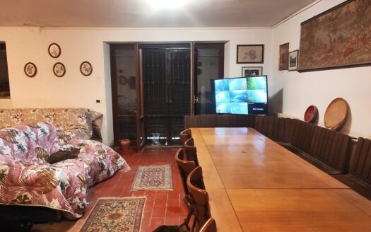 RIF. 975 PRESTIGIOSA VILLA IN PIETRA CON PARCO PRIVATO – SAN SEVERINO MARCHE-