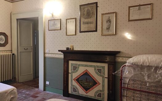 RIF. 976 IL FASCINO DEL PIANO NOBILE IN PALAZZO STORICO