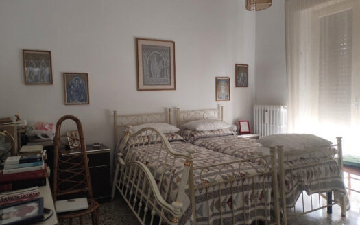 RIF. 979 SAN GIUSEPPE AMPIO E LUMINOSO QUADRILOCALE CON GARAGE PRIVATO E CORTE COMUNE.