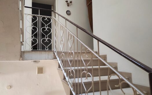 Cingoli Immobiliare RIF. 978 APIRO AMPIA PALAZZINA IN PIETRA NEL CUORE CENTRO STORICO