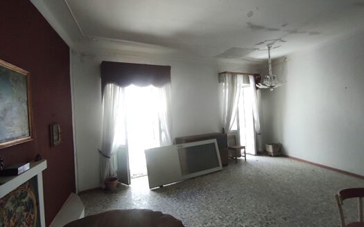 Cingoli Immobiliare RIF. 978 APIRO AMPIA PALAZZINA IN PIETRA NEL CUORE CENTRO STORICO