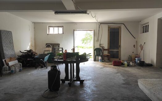 Cingoli Immobiliare RIF. 977 CASALE TRA LE COLLINE DI STAFFOLO!