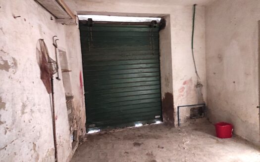Cingoli Immobiliare RIF. 978 APIRO AMPIA PALAZZINA IN PIETRA NEL CUORE CENTRO STORICO