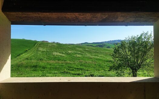 Cingoli Immobiliare RIF. 977 CASALE TRA LE COLLINE DI STAFFOLO!
