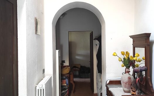Cingoli Immobiliare Rif. 981 AFFASCINANTE CIELO-TERRA IN PIETRA A SAN SEVERINO MARCHE