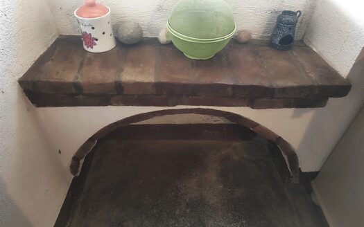 Cingoli Immobiliare Rif. 981 AFFASCINANTE CIELO-TERRA IN PIETRA A SAN SEVERINO MARCHE