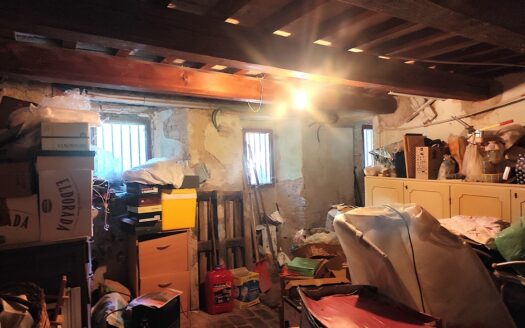 Cingoli Immobiliare Rif. 981 AFFASCINANTE CIELO-TERRA IN PIETRA A SAN SEVERINO MARCHE