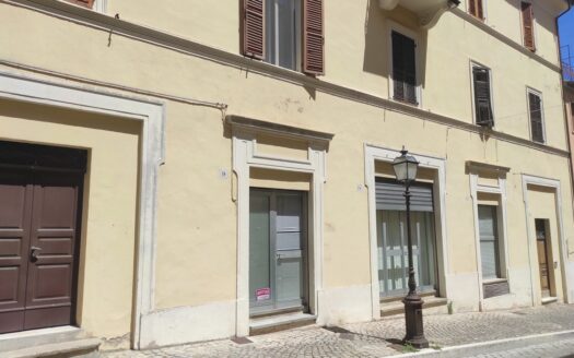 RIF. 983 OCCASIONE UNICA NEL CENTRO STORICO DI CINGOLI