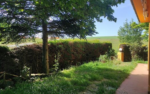 RIF. 984 SPLENDIDA VILLETTA BIFAMILIARE CON GIARDINO ESCLUSIVO E VISTA PANORAMICA