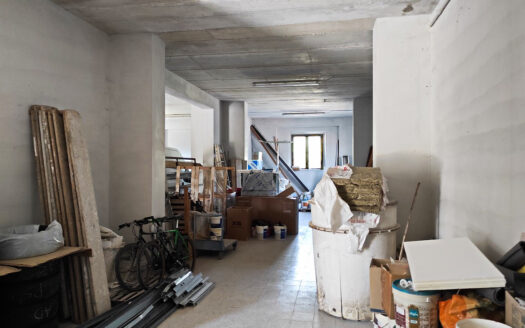 Cingoli Immobiliare RIF. 838 OCCASIONE IMPRENDITORIALE