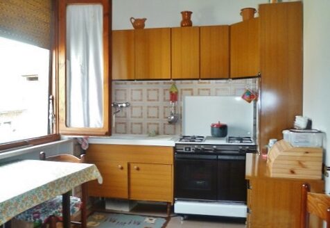 Cingoli Immobiliare RIF. 536 APPARTAMENTO CON LASTRICO ESCLUSIVO IN CONTESTO BIFAMILIARE