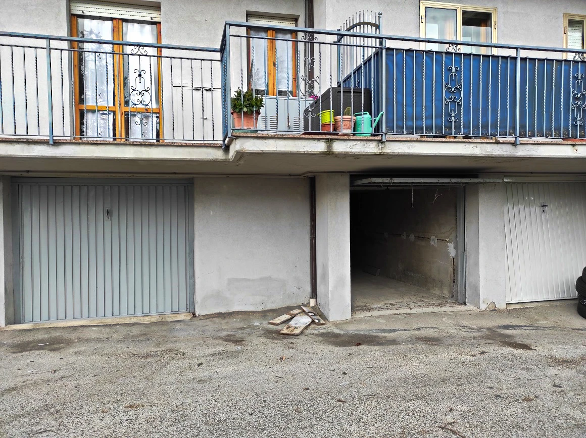 PS1-GARAGE-2-5