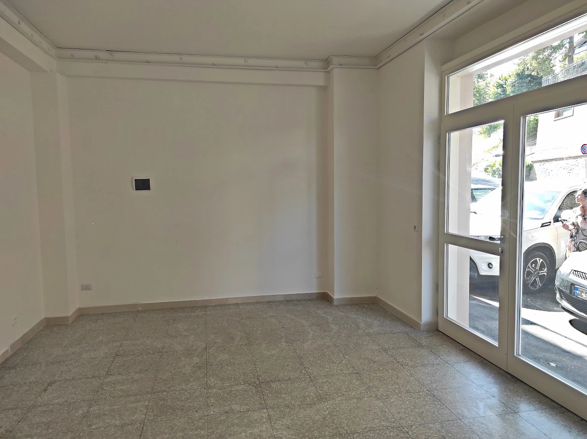 PT-LOCALE2-4