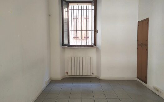 RIF. 983 OCCASIONE UNICA NEL CENTRO STORICO DI CINGOLI